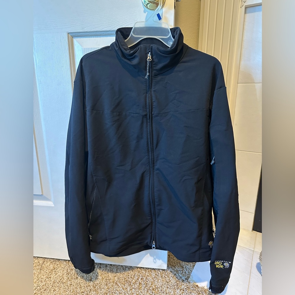 Mountain Hardwear soft shell jacket size L.
